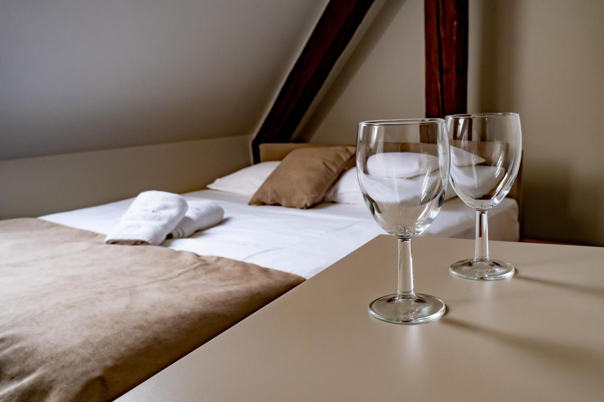 Relax Hotel Stork ليدنيس المظهر الخارجي الصورة